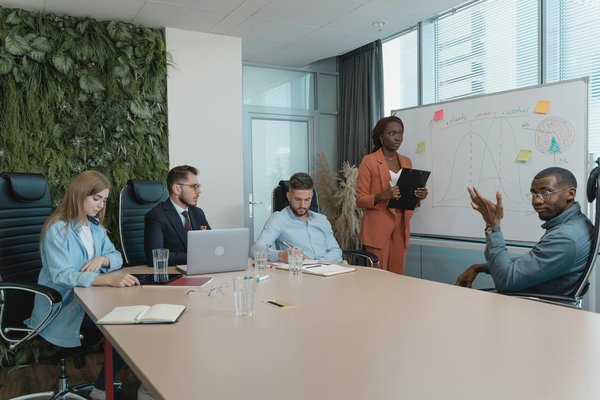 Boostez l'engagement de votre app de gestion de tâches avec des stratégies SMS marketing efficaces et percutantes !